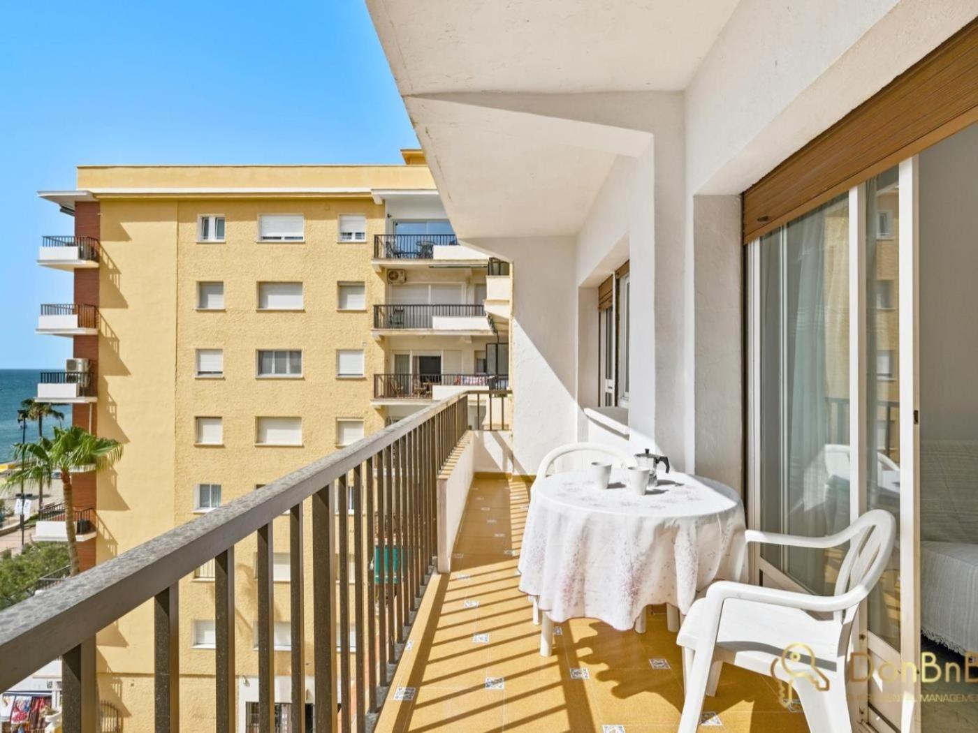 Apartamento Con Piscina En La Primera Linea De Playa De Fuengirola Cameră foto