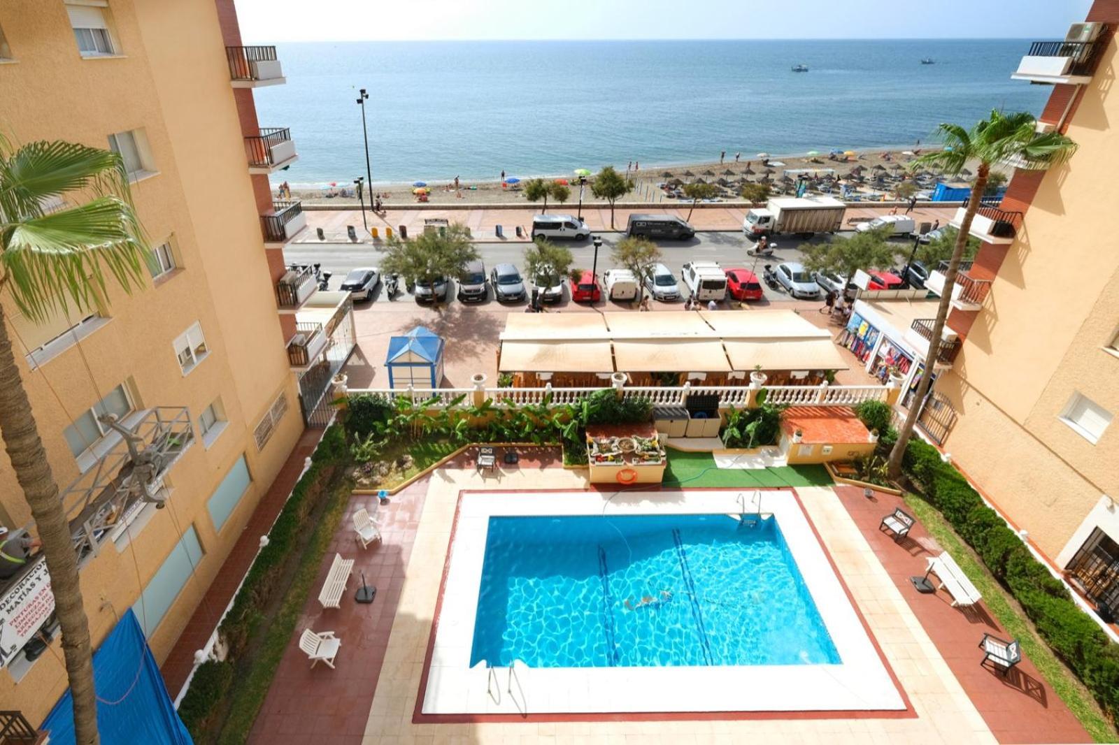 Apartamento Con Piscina En La Primera Linea De Playa De Fuengirola Exterior foto